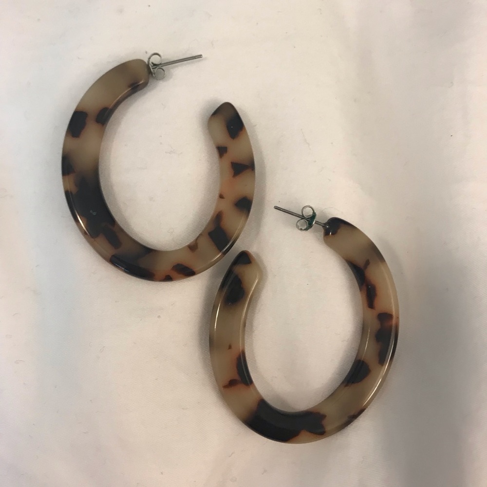 Machete Frances Blonde Tortoiseshell Acetate Resin Hoop Earrings